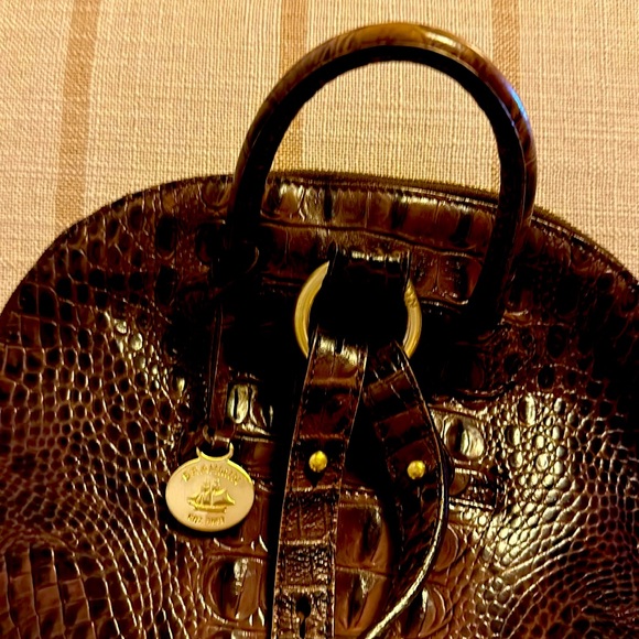 Brahmin backpack very good condition, like new. - Picture 4 of 10